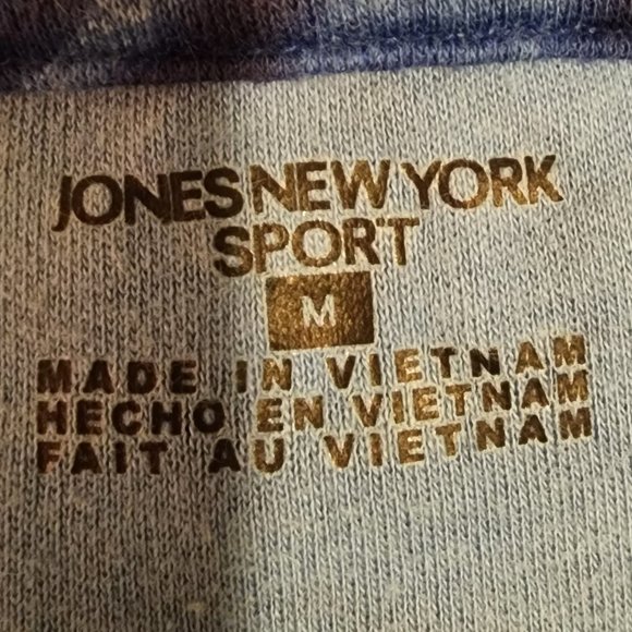 Jones New York Sport top blue leopard print, Medium - Picture 3 of 3